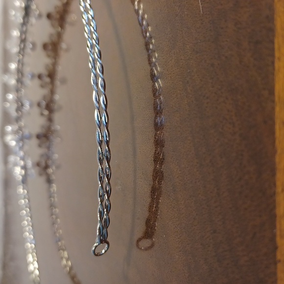 NEW. Bridal Headwear / Bride Wedding accessory 5724 - Picture 6 of 8